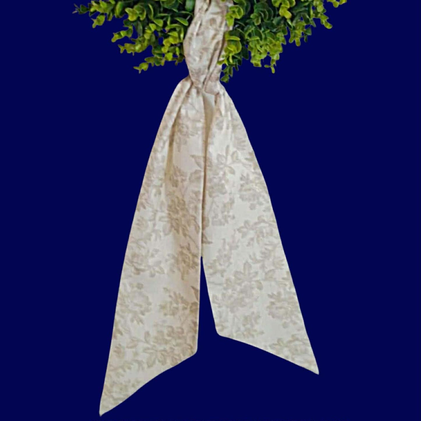Wreath Sash - Toile