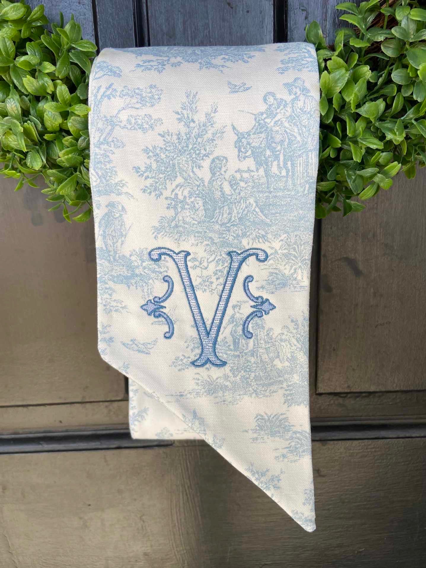 Wreath Sash - Toile