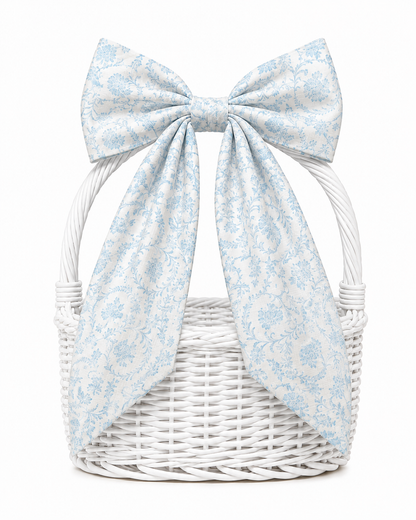Hand Stitched Bow: Chinoiserie and Playtime Toile