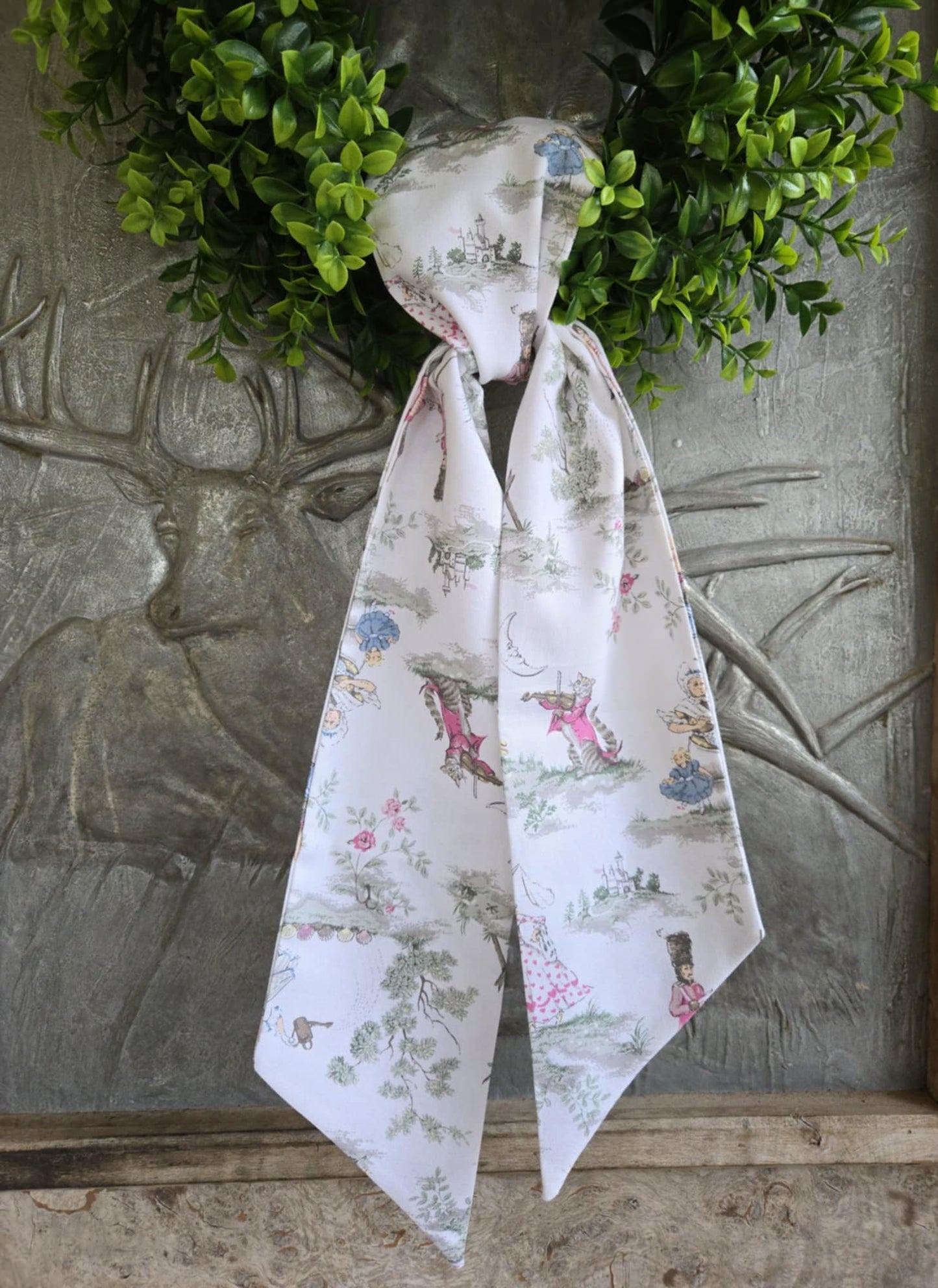 Wreath Sash - Toile